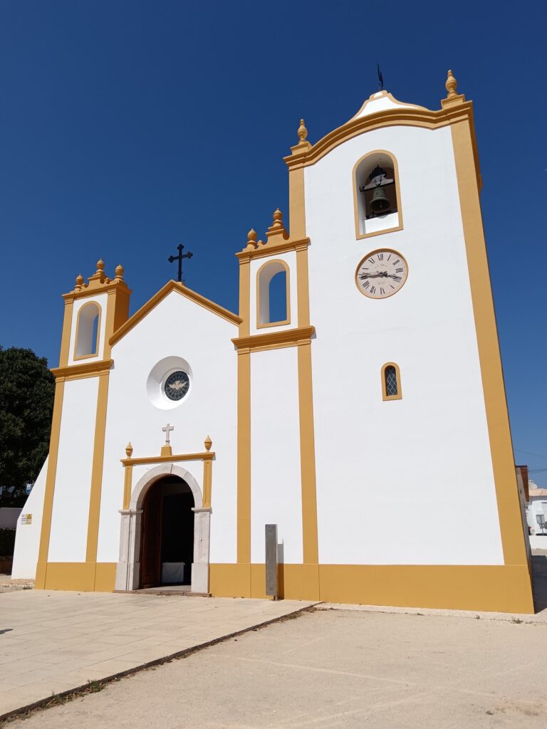 Eglise de Luz en Algarve au Portugal