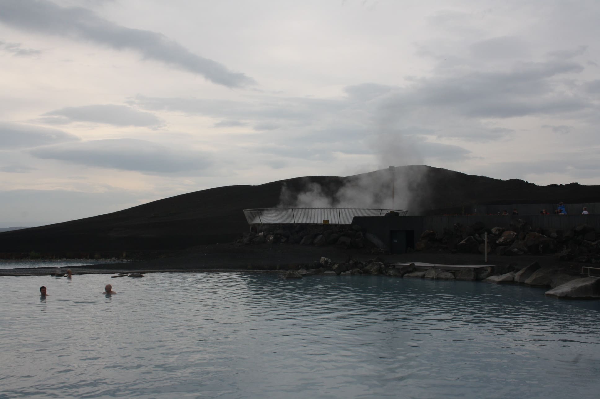 Bain chaud extérieur en Islande