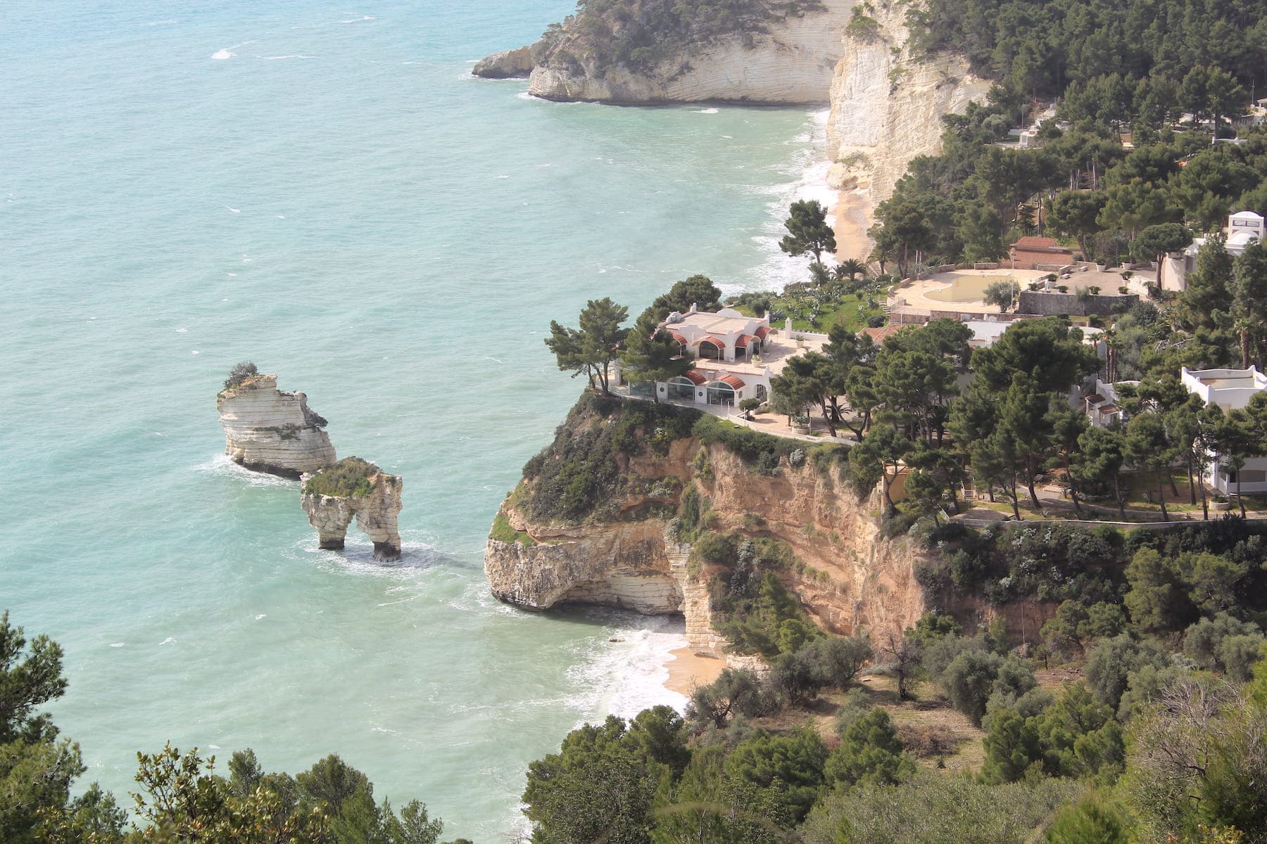 Belle villa depuis le sentier des Amoureux