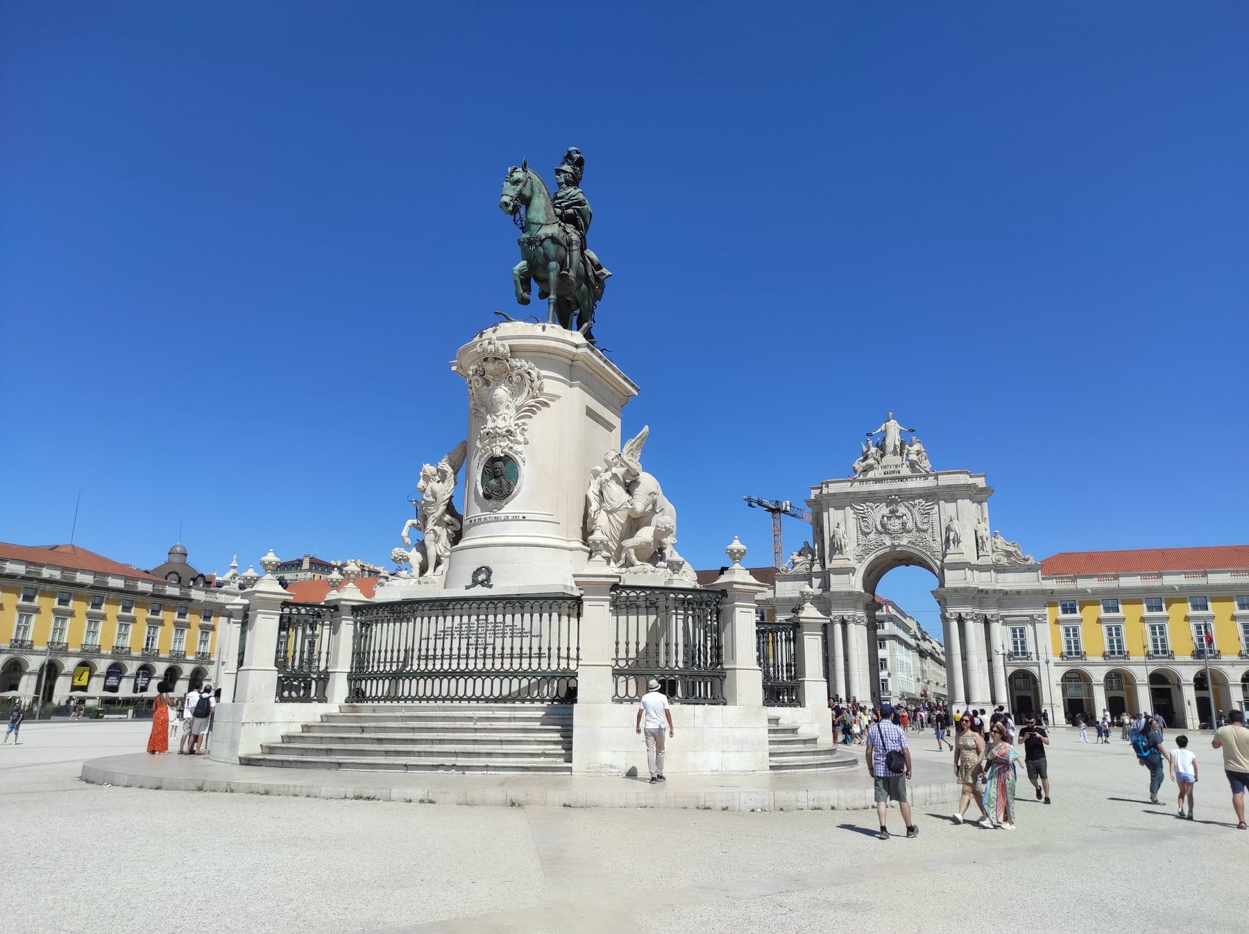 Place de Commerce Lisbonne