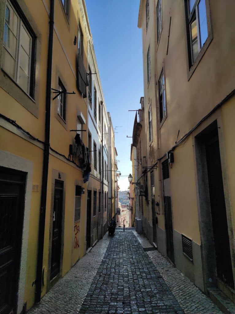 Ruelle quartier Bairro Alto Lisbonne